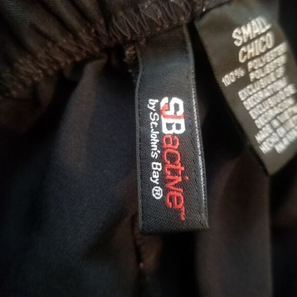 Black Activewear Pants. SJB ACTIVE. SIZE S. 100% POLYESTER. - Picture 10 of 11